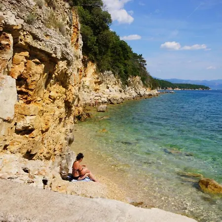 Apartment In With Terrace, Air Conditioning, Wifi *