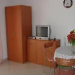 In With Terrace, Air Conditioning, Wifi جادرانوفو
