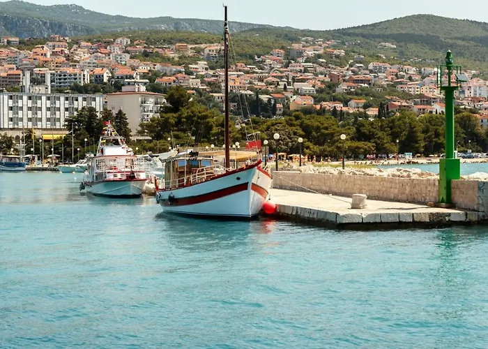 In With Terrace, Air Conditioning, Wifi